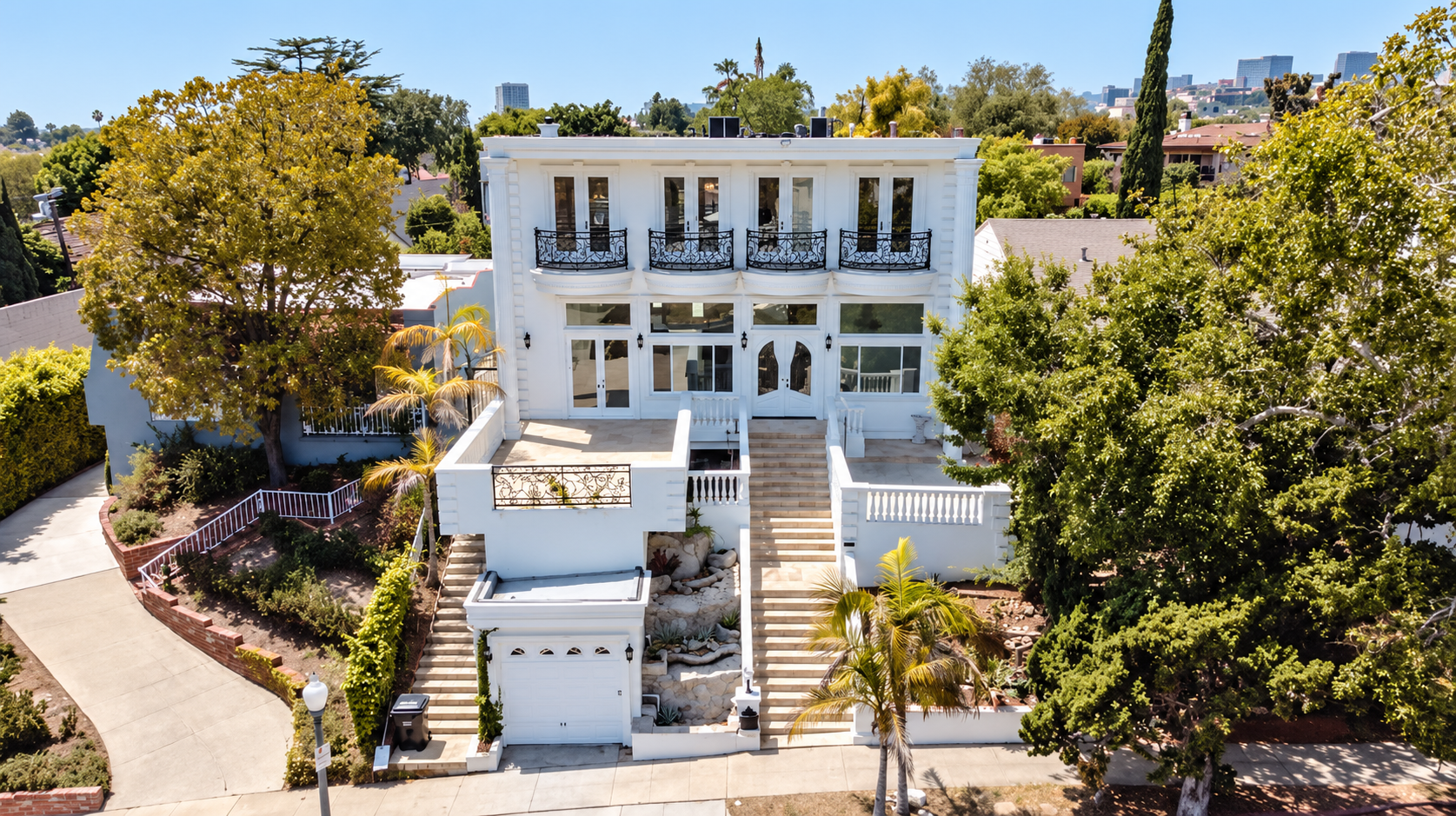 The home, from above at Suta Recovery men's sober living home in Los Angeles